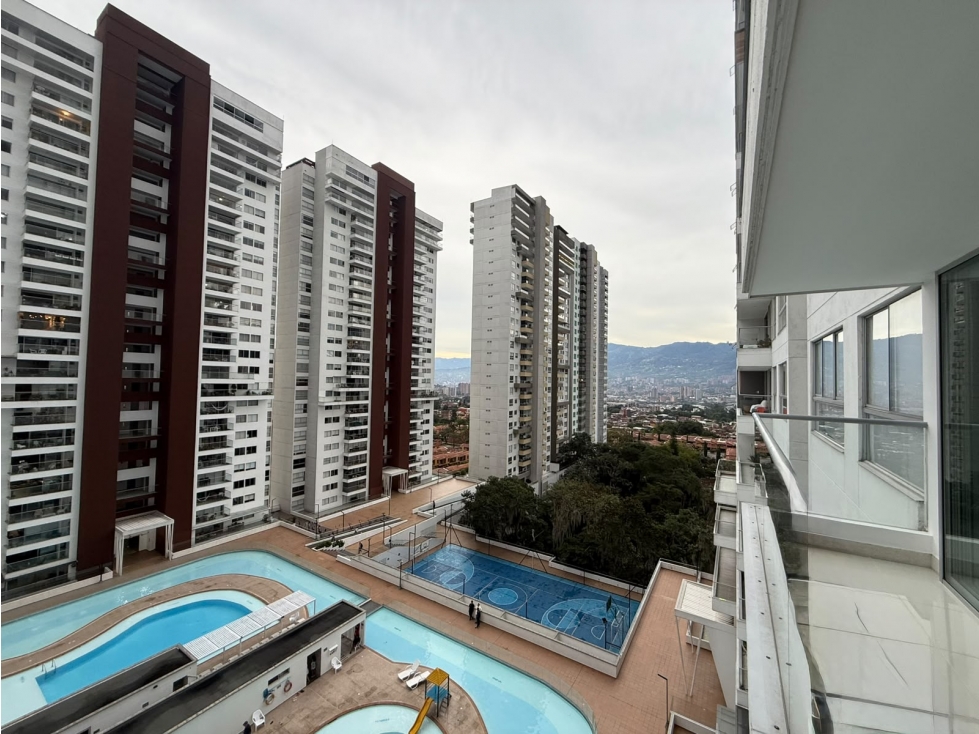Apartamento en venta en Suramérica, Itagüí · foto 5 de 22