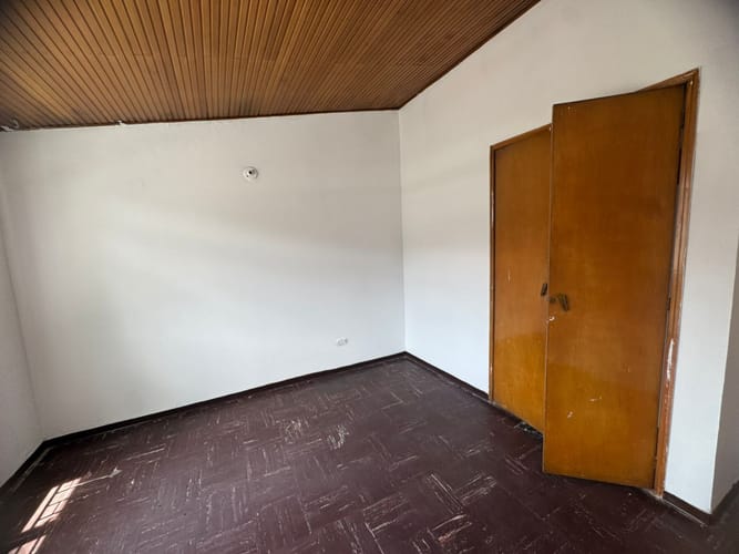 Casa de 6 alcobas en venta en Velodromo, Bogotá, 168 m² · foto 8 de 23
