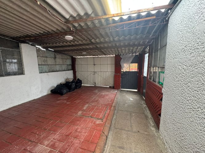 Casa de 6 alcobas en venta en Velodromo, Bogotá, 168 m² · foto 14 de 23