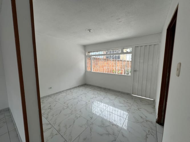 Casa de 6 alcobas en venta en Velodromo, Bogotá, 168 m² · foto 15 de 23