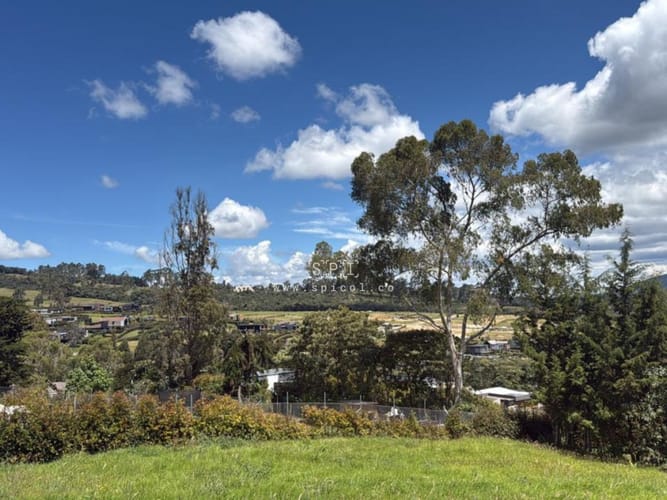 Lote en venta en Loma Del Chocho, Envigado, 2333 m² · foto 5 de 13