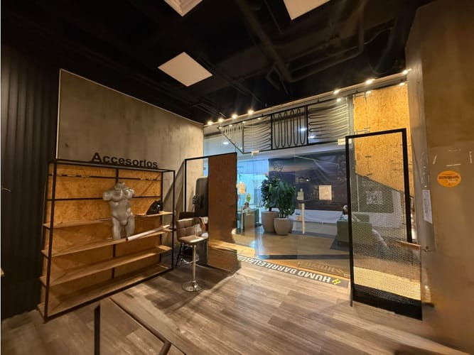 Local en venta en Perpetuo Socorro, Medellín, 71 m² · foto 6 de 10