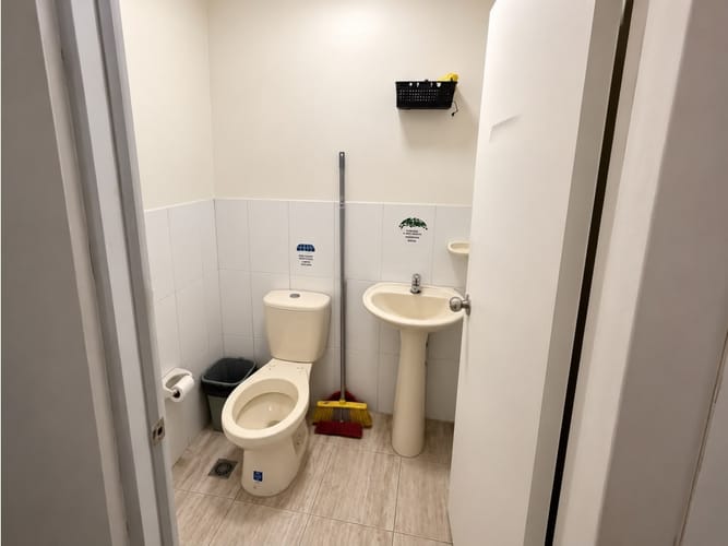 Local en venta en Perpetuo Socorro, Medellín, 71 m² · foto 10 de 10