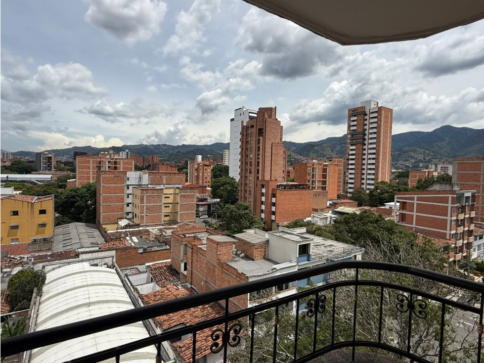 Apartamento en venta en Calasanz, Medellín · foto 6 de 24