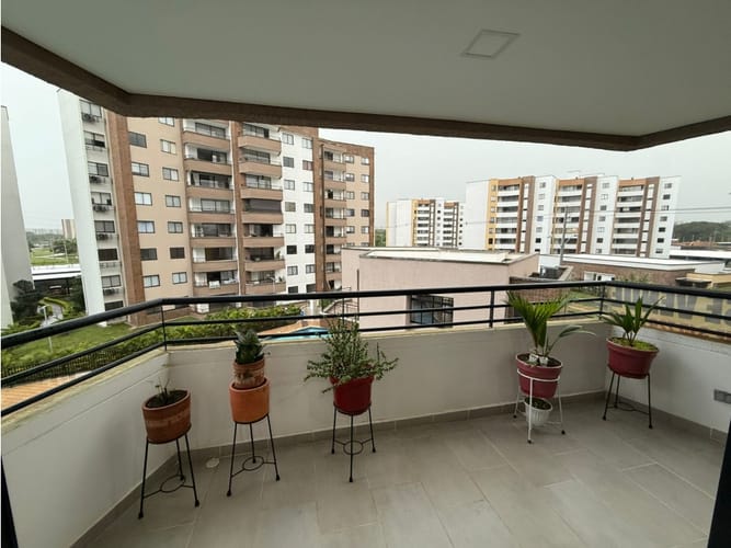 Apartamento en venta en Valle Del Lili, Cali · foto 10 de 13