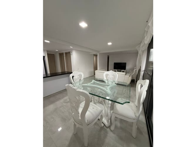 Apartamento en venta en Valle Del Lili, Cali · foto 11 de 13