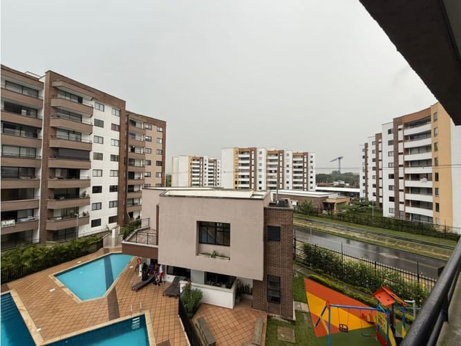 Apartamento en venta en Valle Del Lili, Cali · foto 12 de 13