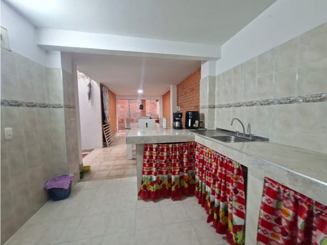 Casa de 3 alcobas en venta en Alfonso Lopez, Palmira, 70 m² · foto 6 de 11