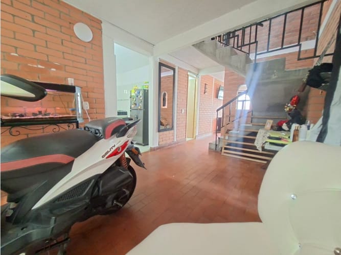 Casa de 3 alcobas en venta en Alfonso Lopez, Palmira, 70 m² · foto 8 de 11