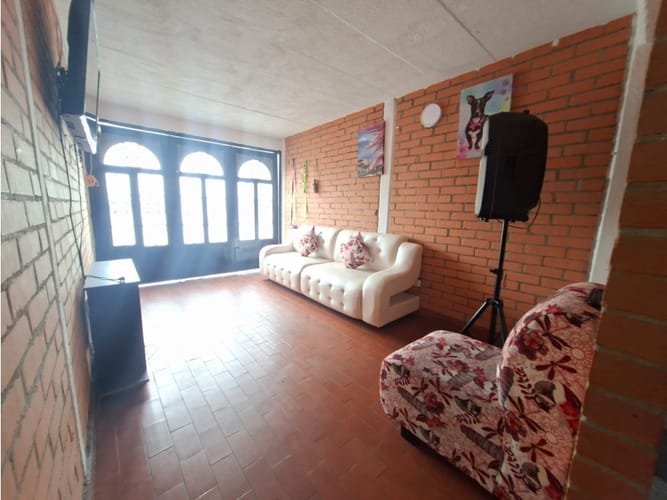 Casa de 3 alcobas en venta en Alfonso Lopez, Palmira, 70 m² · foto 11 de 11