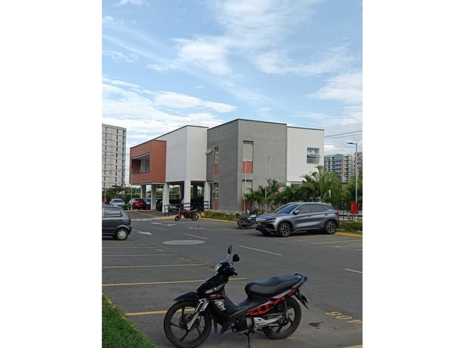 Apartamento de 2 alcobas en venta en Ciudad Melendez, Cali, 55 m² · foto 2 de 16