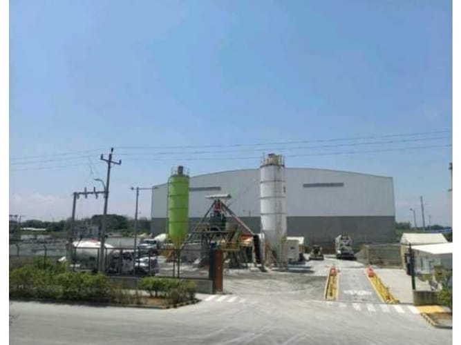 Bodega en venta en Acopi, Yumbo, 350 m² · foto 2 de 15