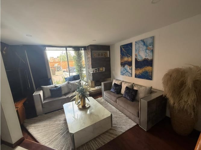 Casa de 4 alcobas en venta en Laura Vicuña, Chía, 185 m² · foto 3 de 24