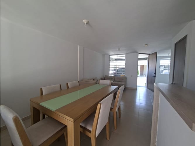 Casa de 3 alcobas en venta en Ciudad Country, Jamundí, 118 m² · foto 4 de 20