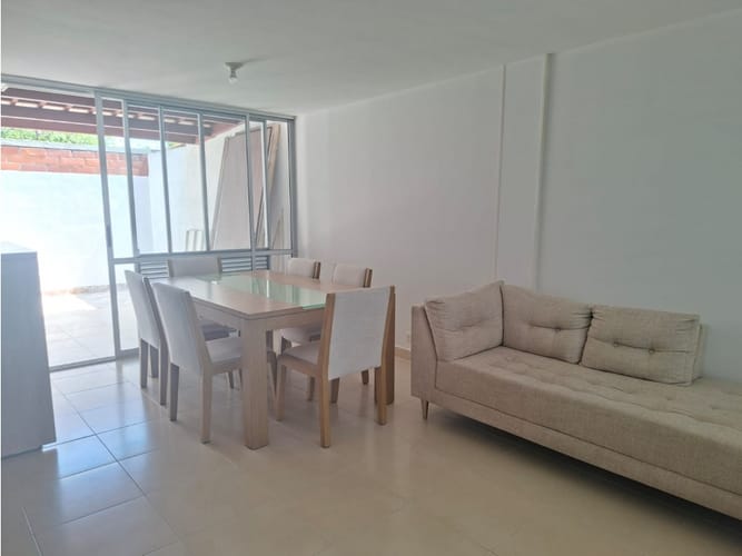 Casa de 3 alcobas en venta en Ciudad Country, Jamundí, 118 m² · foto 5 de 20