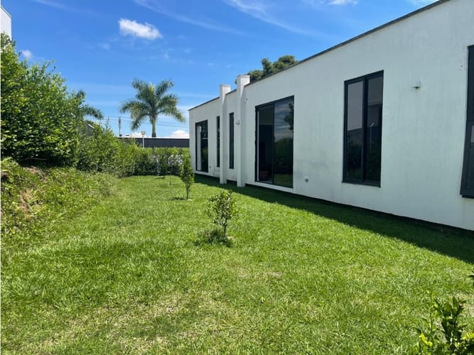 Casa de 3 alcobas en venta en Sector Lago Uribe, Pereira, 420 m² · foto 12 de 24