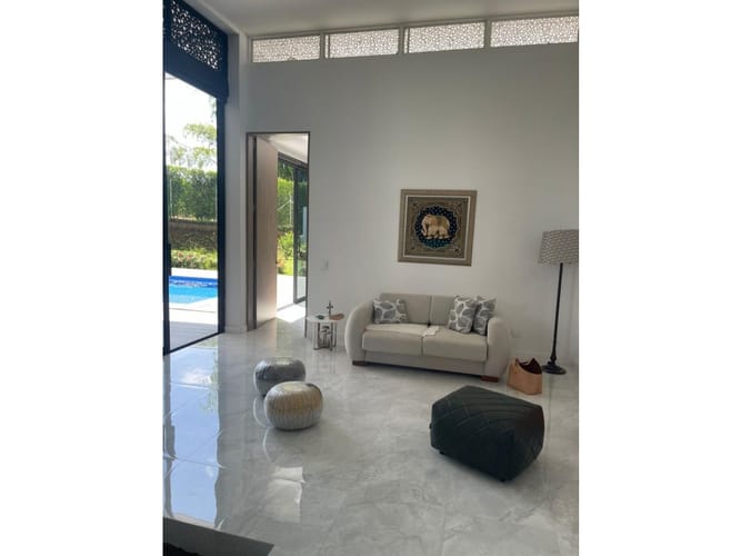 Casa de 3 alcobas en venta en Sector Lago Uribe, Pereira, 420 m² · foto 21 de 24