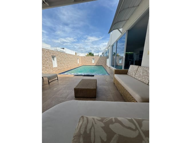 Casa de 3 alcobas en venta en Vía Girardot- Espinal, Girardot, 345 m² · foto 3 de 18