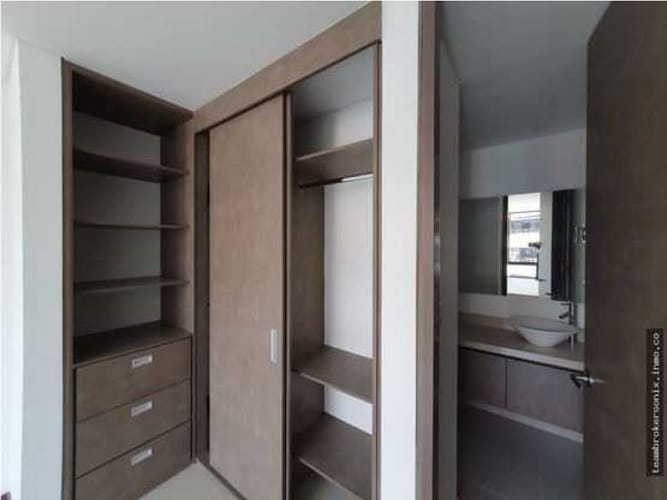 Apartamento de 3 alcobas en venta en Cuarto De Legua - Guadalupe, Cali, 123 m² · foto 7 de 12
