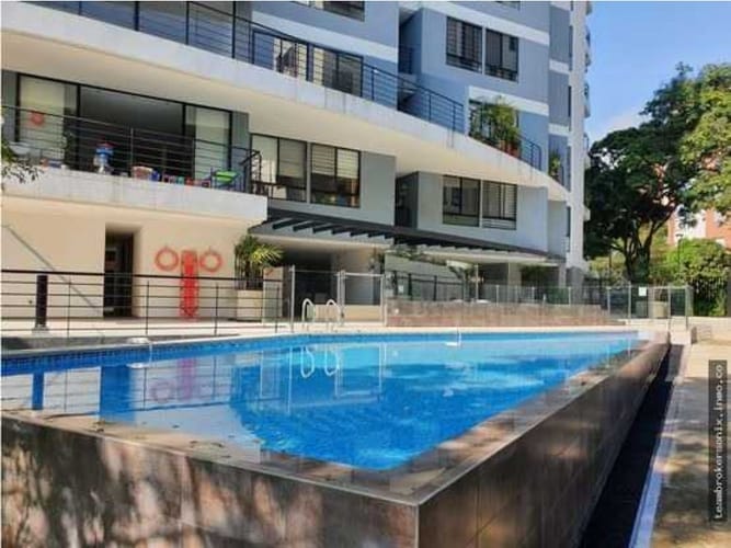 Apartamento de 3 alcobas en venta en Cuarto De Legua - Guadalupe, Cali, 123 m² · foto 8 de 12