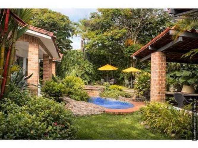 Casa de 4 alcobas en venta en Pance, Cali, 530 m² · foto 2 de 18