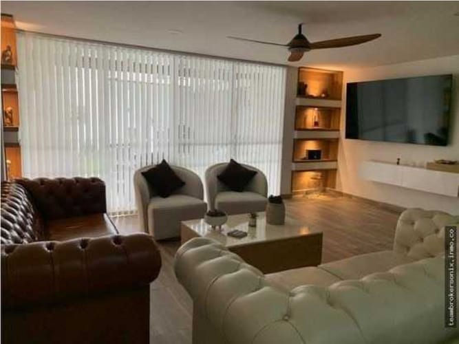 Casa de 4 alcobas en venta en Prados Del Norte, Cali, 225 m² · foto 16 de 16