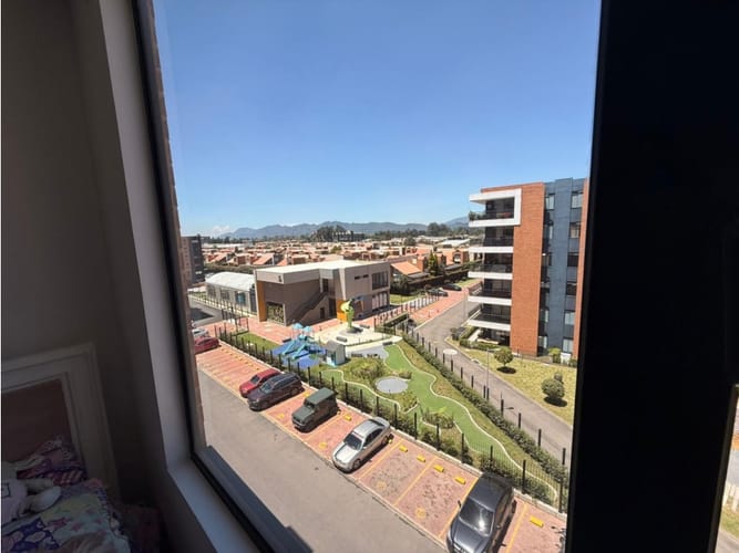 Apartamento de 3 alcobas en venta en Centro, Cajicá, 123 m² · foto 4 de 16