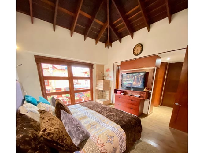 Casa de 4 alcobas en venta en Cr Los Nogales, Chía, 229 m² · foto 7 de 24