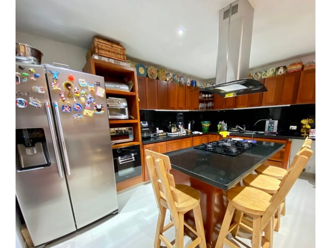 Casa de 4 alcobas en venta en Cr Los Nogales, Chía, 229 m² · foto 12 de 24