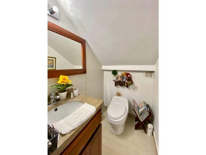 Casa de 4 alcobas en venta en Cr Los Nogales, Chía, 229 m² · foto 19 de 24