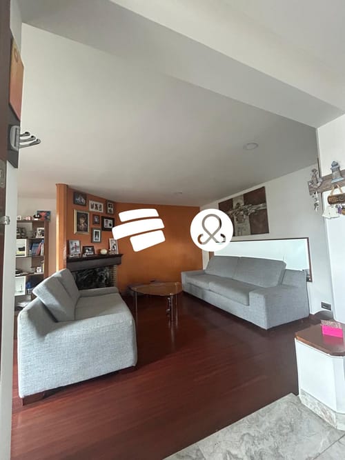 Casa de 3 alcobas en venta en Niza Norte, Bogotá, 143 m² · foto 2 de 24