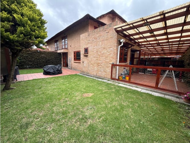 Casa de 5 alcobas en venta en Laura Vicuña, Chía, 229 m² · foto 4 de 24