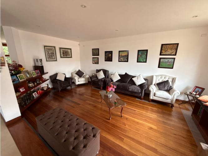 Casa de 5 alcobas en venta en Laura Vicuña, Chía, 229 m² · foto 5 de 24