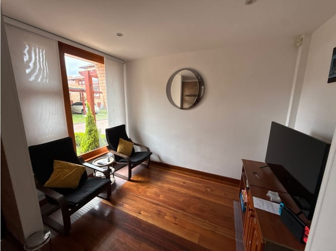 Casa de 5 alcobas en venta en Laura Vicuña, Chía, 229 m² · foto 23 de 24