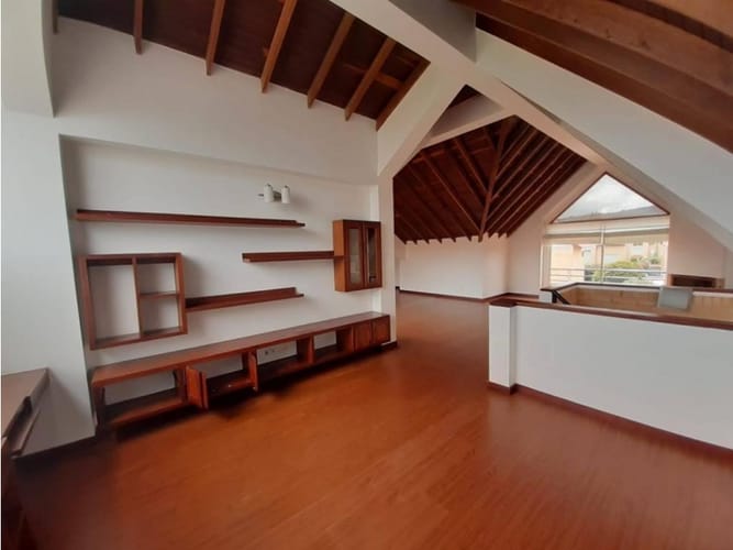 Casa de 3 alcobas en venta en San Teo Ii, Chía, 274 m² · foto 2 de 19