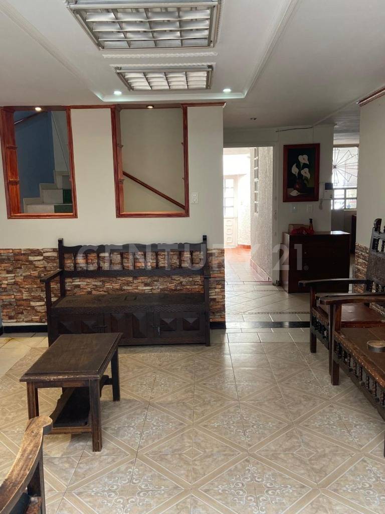 Casa en venta en Castilla, Bogotá · foto 4 de 19