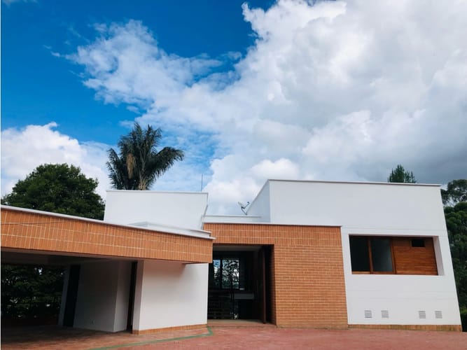 Casa de 6 alcobas en arriendo en El Retiro, 770 m² · foto 3 de 24