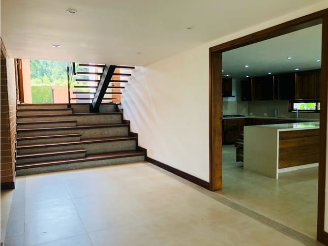 Casa de 6 alcobas en arriendo en El Retiro, 770 m² · foto 7 de 24
