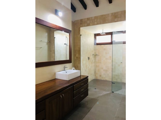 Casa de 6 alcobas en arriendo en El Retiro, 770 m² · foto 18 de 24