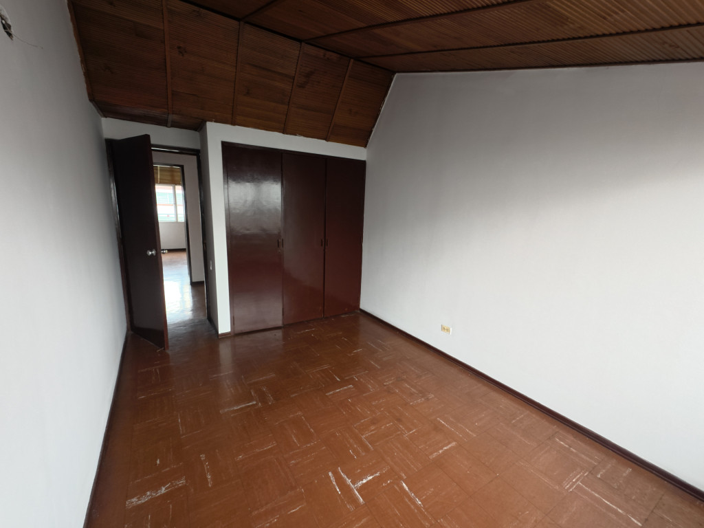 Casa en venta en Niza, Bogotá · foto 8 de 24