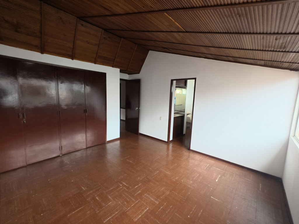 Casa en venta en Niza, Bogotá · foto 11 de 24