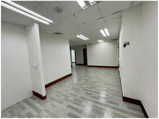Oficina en arriendo en San Diego, Medellín, 105 m² · foto 8 de 15