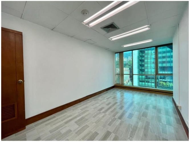 Oficina en arriendo en San Diego, Medellín, 105 m² · foto 11 de 15