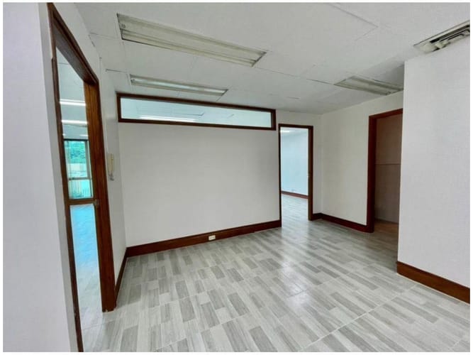 Oficina en arriendo en San Diego, Medellín, 105 m² · foto 12 de 15