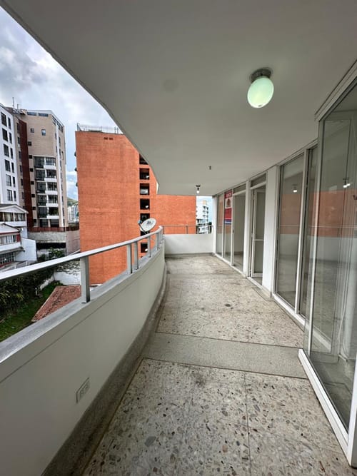 Apartamento de 4 alcobas en venta en La Arboleda, Cali, 206 m² · foto 5 de 14