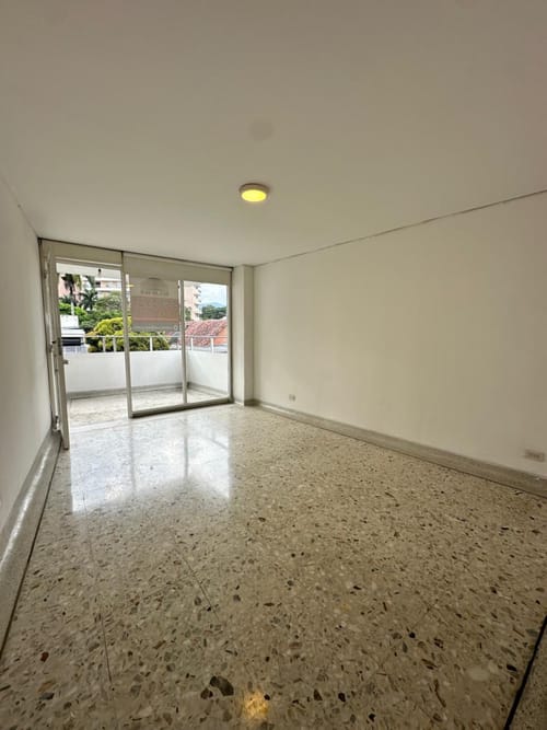 Apartamento de 4 alcobas en venta en La Arboleda, Cali, 206 m² · foto 6 de 14