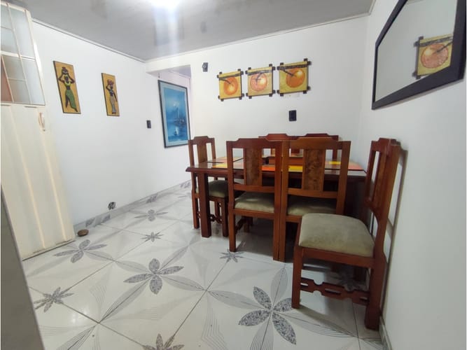 Casa de 5 alcobas en venta en Super Manzana 10, Bogotá, 111 m² · foto 6 de 24