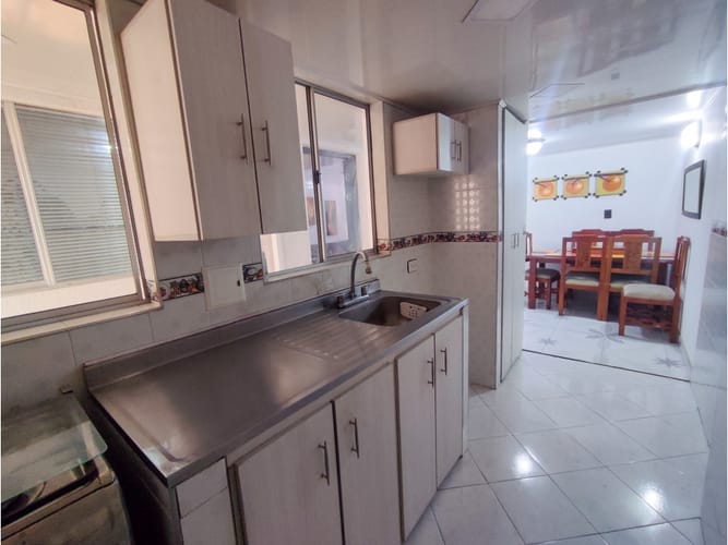 Casa de 5 alcobas en venta en Super Manzana 10, Bogotá, 111 m² · foto 10 de 24