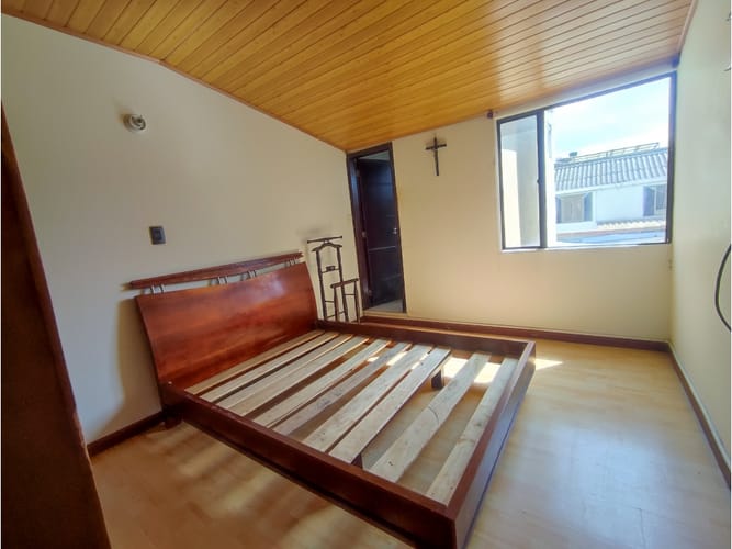 Casa de 5 alcobas en venta en Super Manzana 10, Bogotá, 111 m² · foto 14 de 24