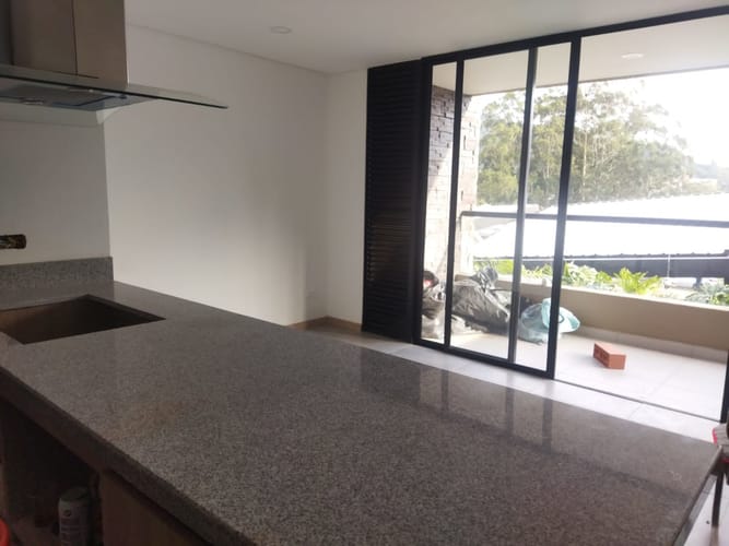 Apartamento de 2 alcobas en venta en Santa Elena, El Retiro, 67 m² · foto 2 de 6